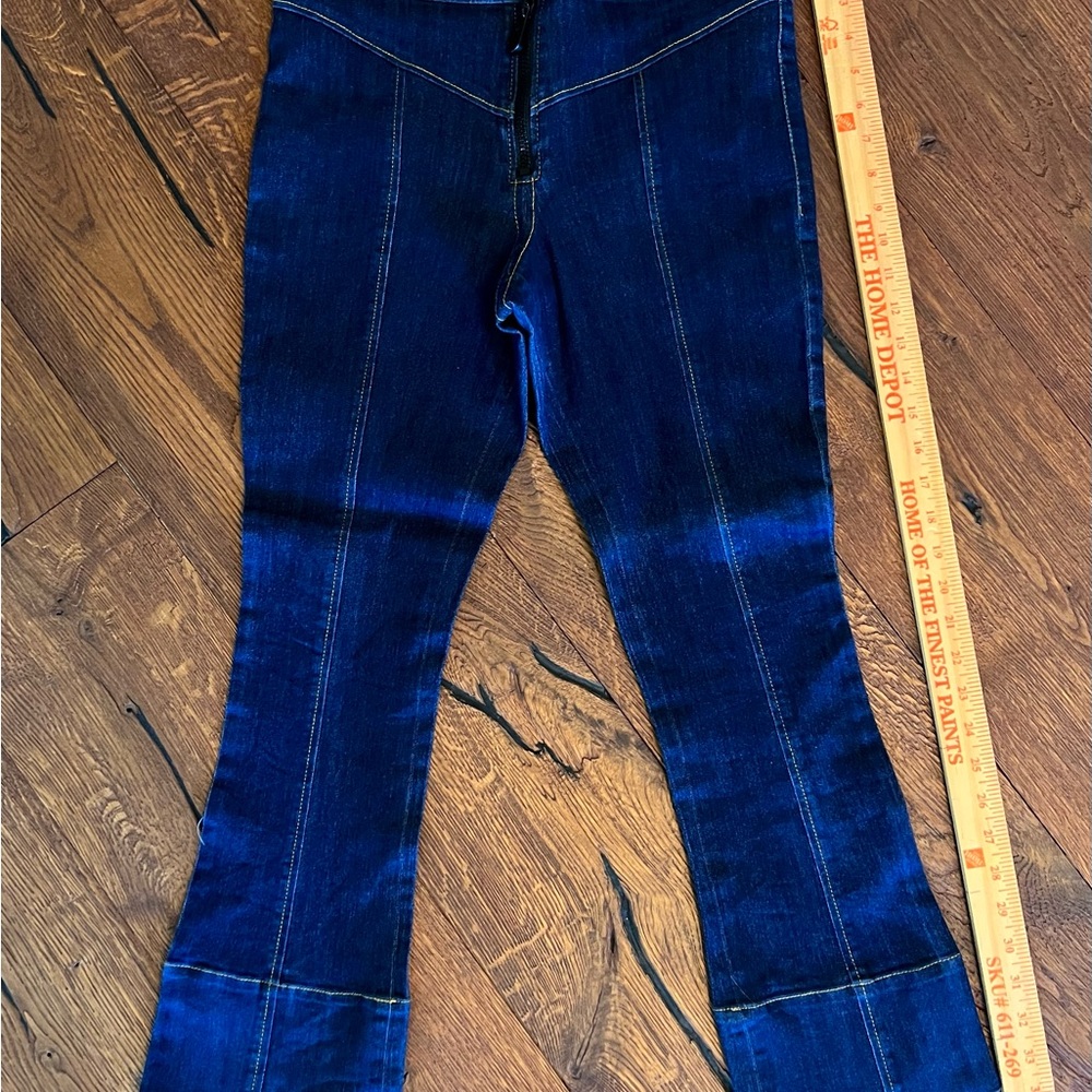 Cinq a Sept jeans in perfect condition